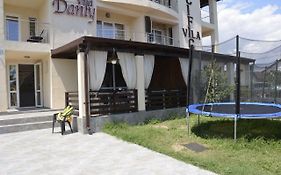 Vila Danly